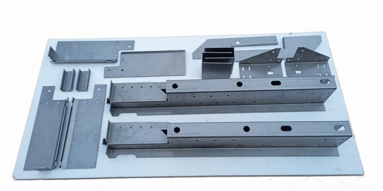 Reperaturka podłużnicy VW T3 syncro 14'' / 16'' ZESTAW Lewy.jpg
