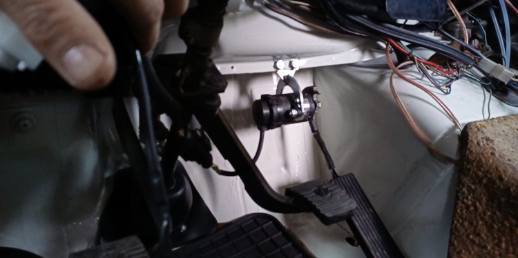 Handle TDI gas potentiometer.jpg