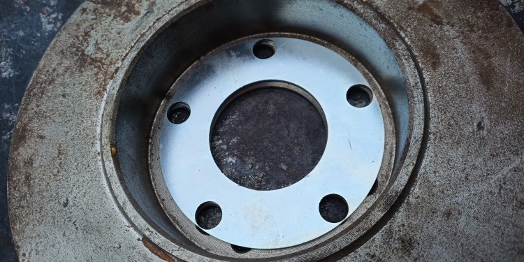 Dystans pod tarczę hamulcową 5x112 Vw T3/T4 2wd / syncro.jpg